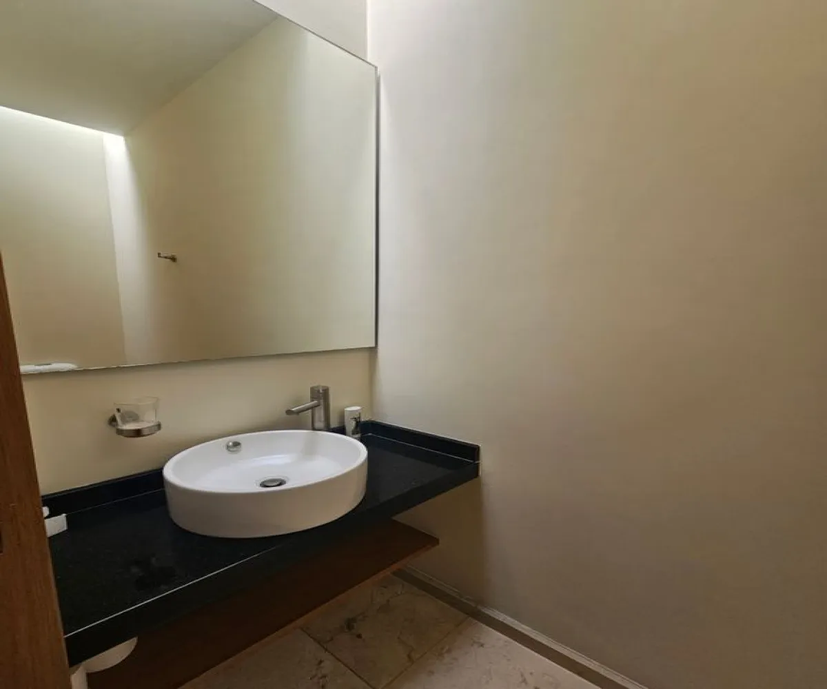 Casa En Venta,Las Cumbres,Paseo de los Virreyes 1250, Zapopan, Jalisco 45110, 4 Habitaciones,5 Baños,Paseo de los Virreyes,2,pXAKEJs