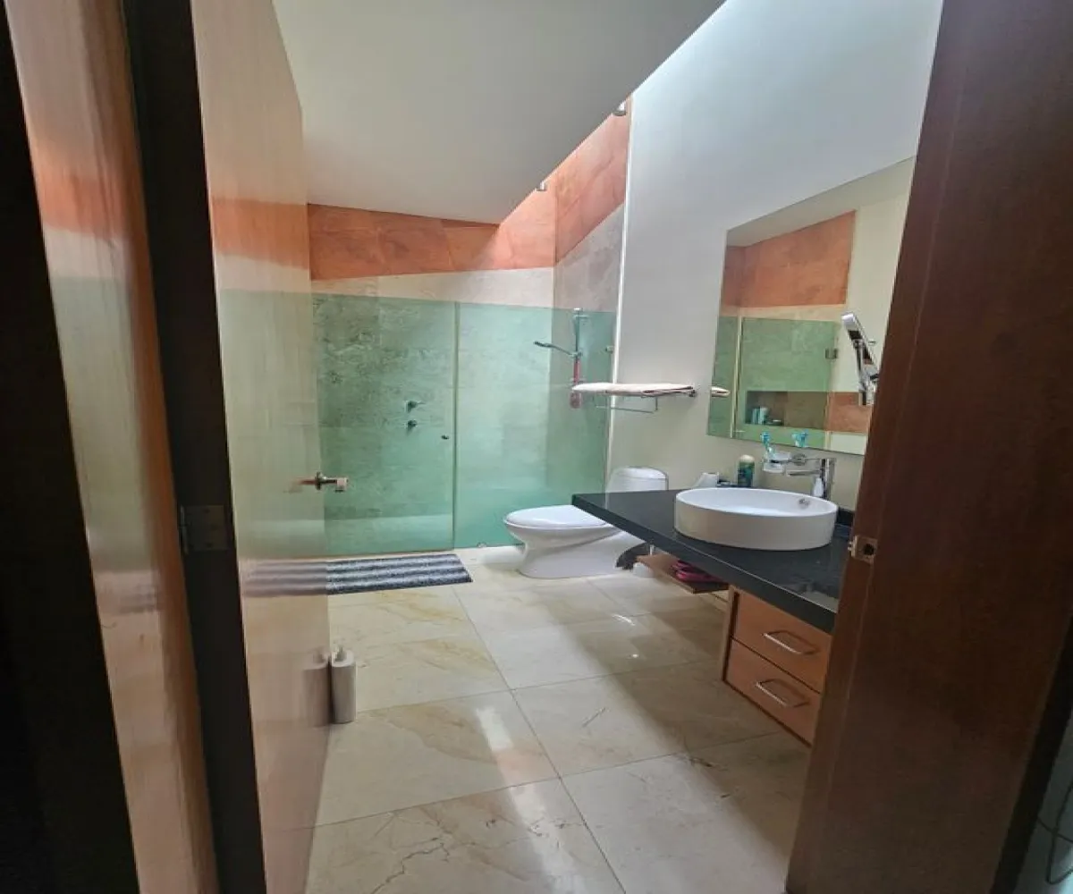 Casa En Venta,Las Cumbres,Paseo de los Virreyes 1250, Zapopan, Jalisco 45110, 4 Habitaciones,5 Baños,Paseo de los Virreyes,2,pXAKEJs