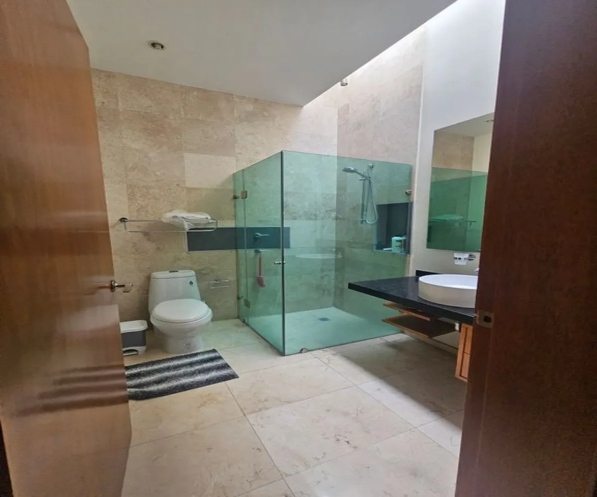 Casa En Venta,Las Cumbres,Paseo de los Virreyes 1250, Zapopan, Jalisco 45110, 4 Habitaciones,5 Baños,Paseo de los Virreyes,2,pXAKEJs