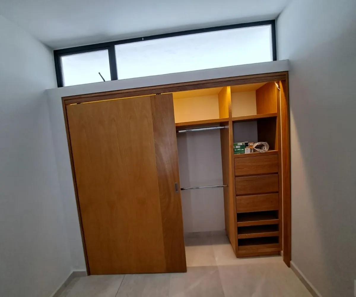 Casa En Venta,Los Gavilanes,Calle Logroño 793, Tlajomulco de Zúñiga, Jalisco 45645, 3 Habitaciones,3 Baños,Calle Logroño,1,p7uFiaF