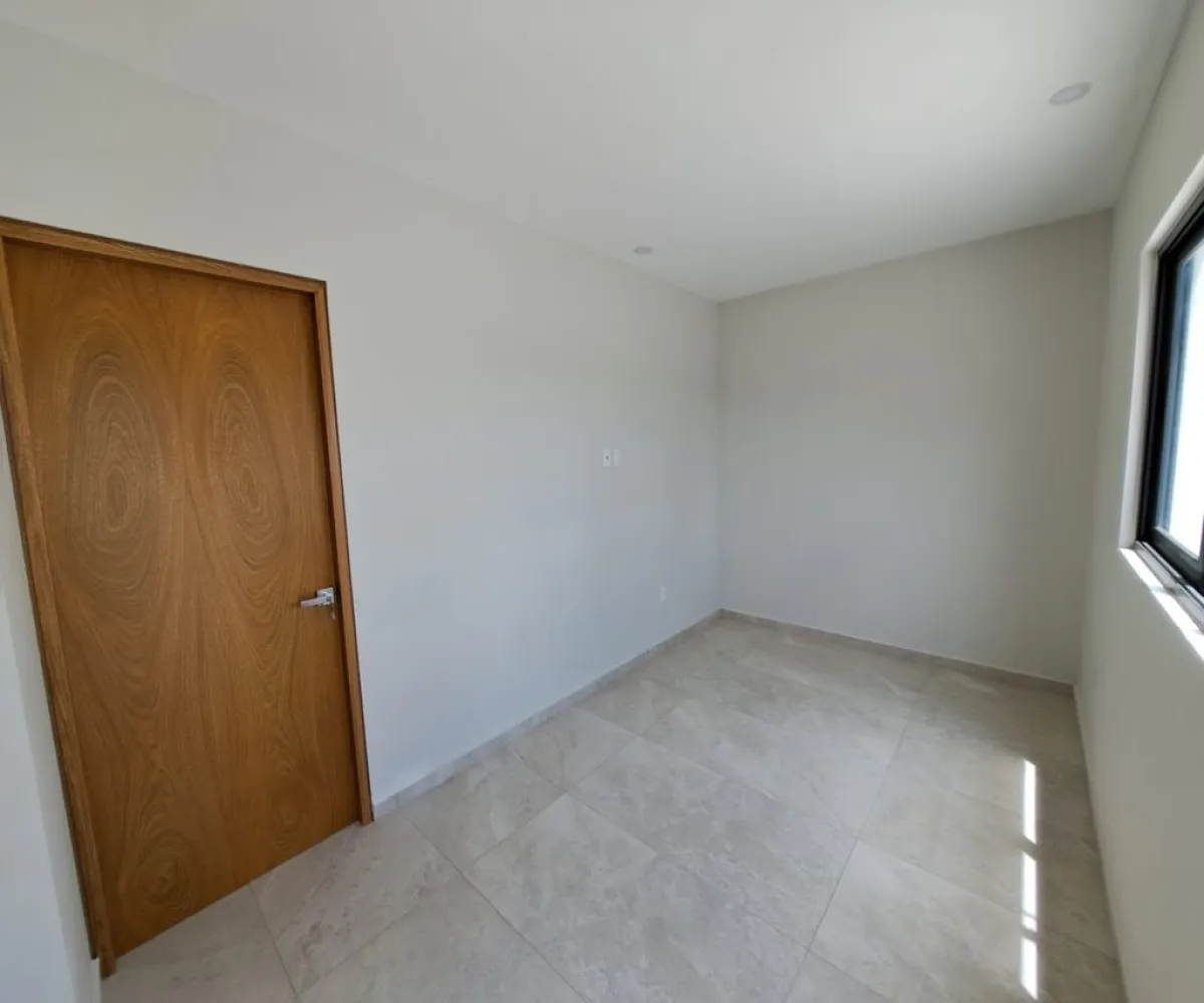 Casa En Venta,Los Gavilanes,Calle Logroño 793, Tlajomulco de Zúñiga, Jalisco 45645, 3 Habitaciones,3 Baños,Calle Logroño,1,p7uFiaF