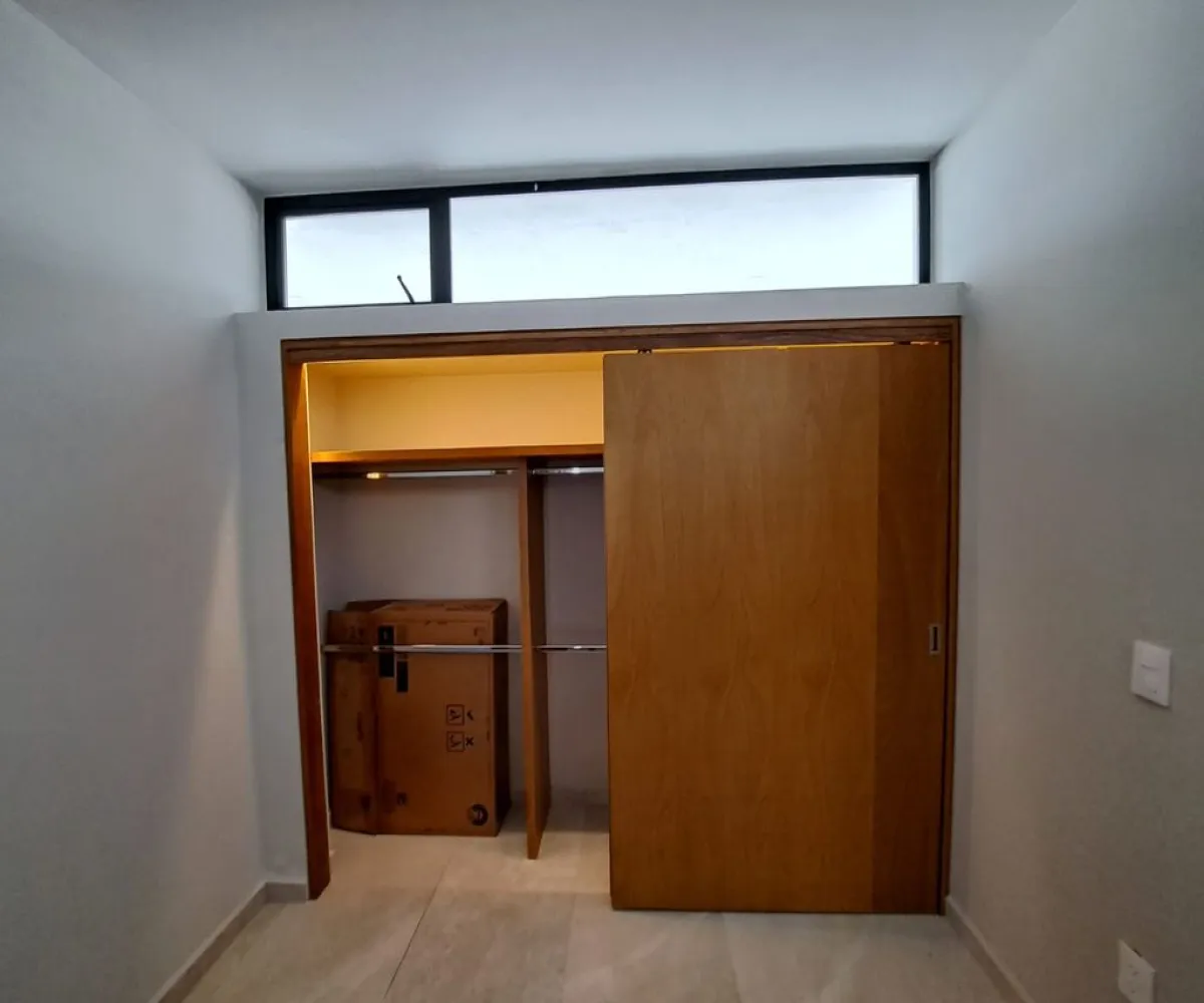 Casa En Venta,Los Gavilanes,Calle Logroño 793, Tlajomulco de Zúñiga, Jalisco 45645, 3 Habitaciones,3 Baños,Calle Logroño,1,p7uFiaF
