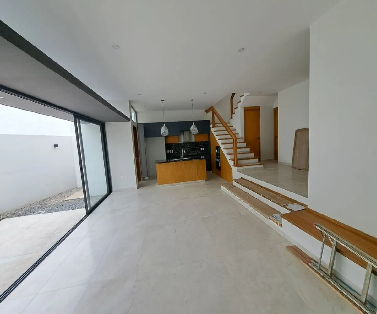 Casa En Venta,Los Gavilanes,Calle Logroño 793, Tlajomulco de Zúñiga, Jalisco 45645, 3 Habitaciones,3 Baños,Calle Logroño,1,p7uFiaF