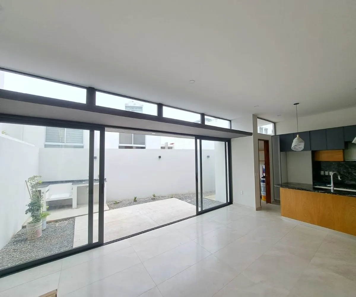 Casa En Venta,Los Gavilanes,Calle Logroño 793, Tlajomulco de Zúñiga, Jalisco 45645, 3 Habitaciones,3 Baños,Calle Logroño,1,p7uFiaF