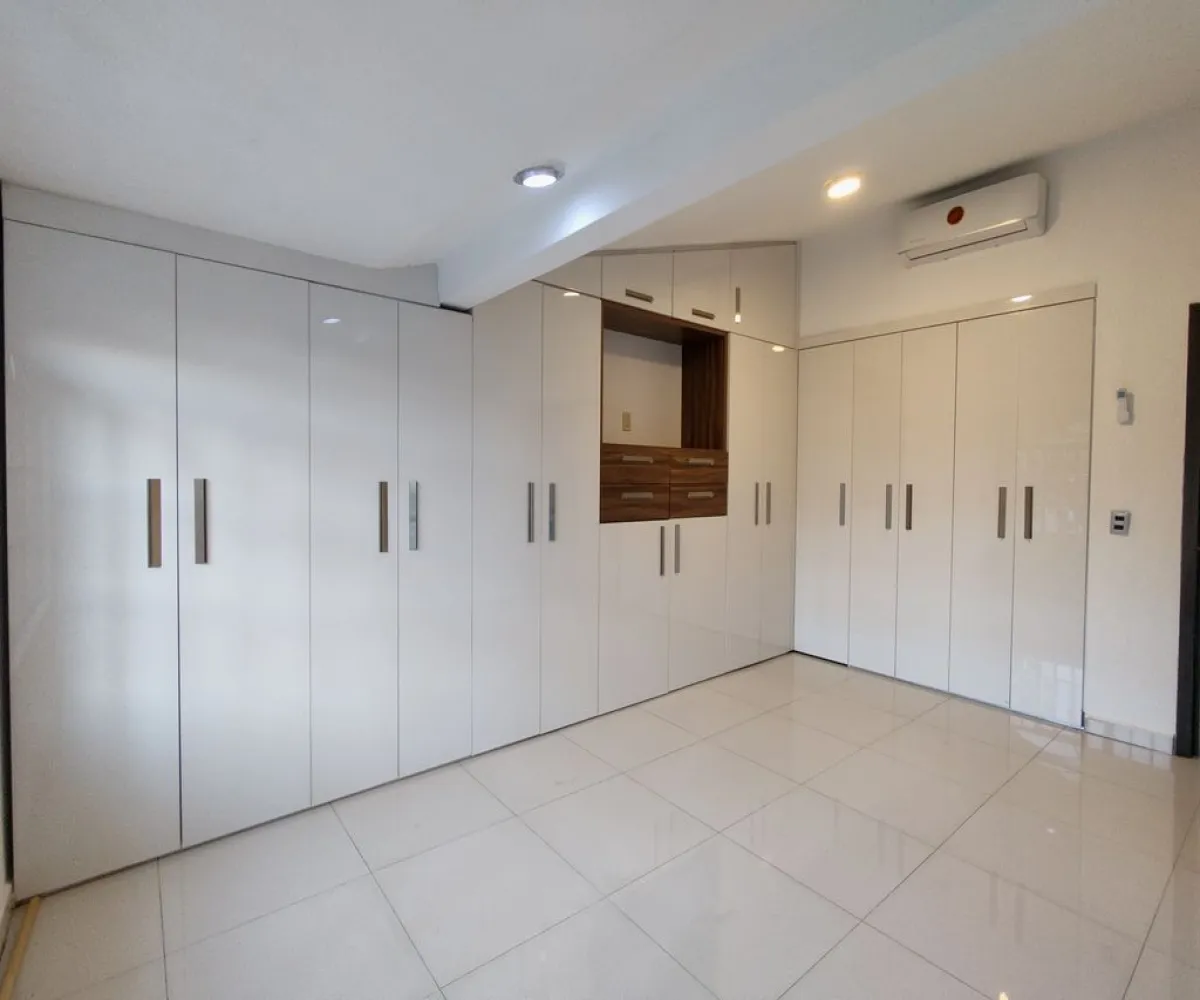 Casa En Venta,Jardines de Guadalupe,Calle Josefa Ortiz de Domínguez 2580 48, Guadalajara, Jalisco 44740, 2 Habitaciones,1 Baño,Calle Josefa Ortiz de Domínguez,2,pbpGBmr