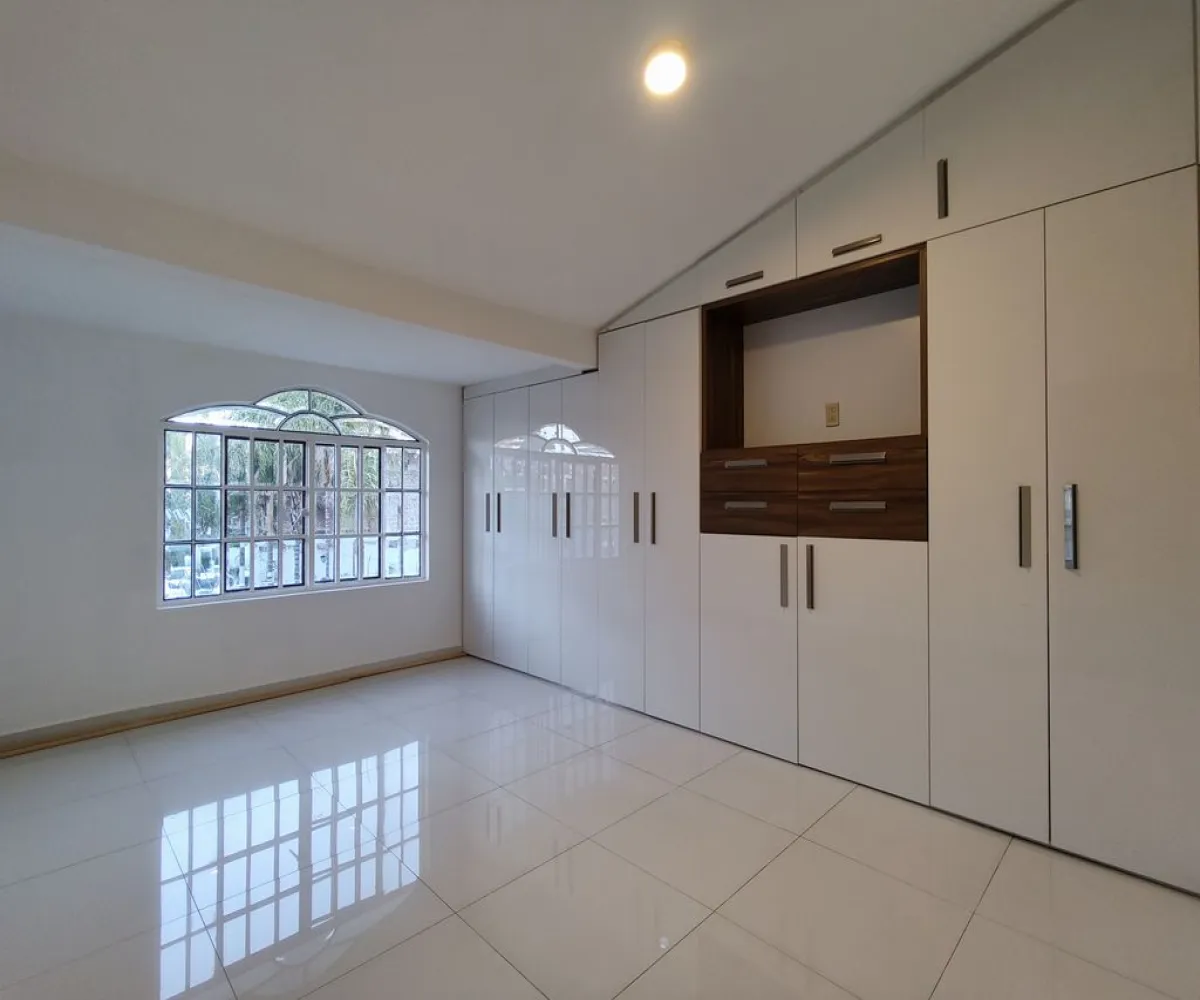 Casa En Venta,Jardines de Guadalupe,Calle Josefa Ortiz de Domínguez 2580 48, Guadalajara, Jalisco 44740, 2 Habitaciones,1 Baño,Calle Josefa Ortiz de Domínguez,2,pbpGBmr