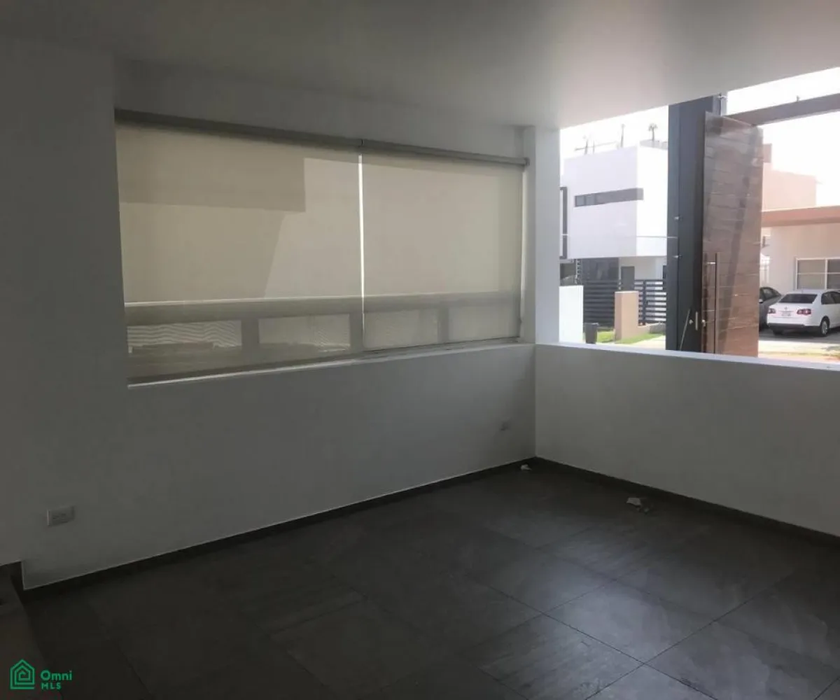 Casa En Renta,La Rioja,Ollauri 285, Tlajomulco de Zuniga, Jalisco 45640, 3 Habitaciones,3 Baños,Ollauri,2,MX251042541