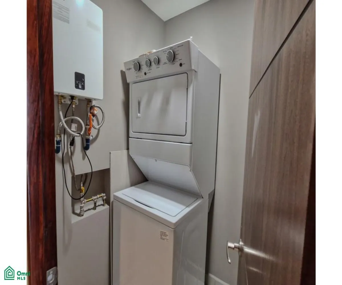 Departamento En Renta,Residencial Fluvial Vallarta,jesus rodriguez barba 124, Puerto Vallarta, Jalisco 48312, 2 Habitaciones,2 Baños,jesus rodriguez barba,1,MX251043024