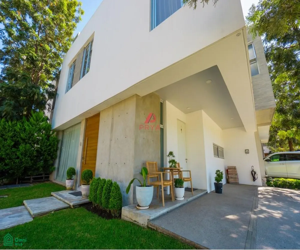 Casa En Venta,Solares Residencial,TERMA FONTANA 1601, Zapopan, Jalisco 45019, 3 Habitaciones,2 Baños,TERMA FONTANA,MX251043050