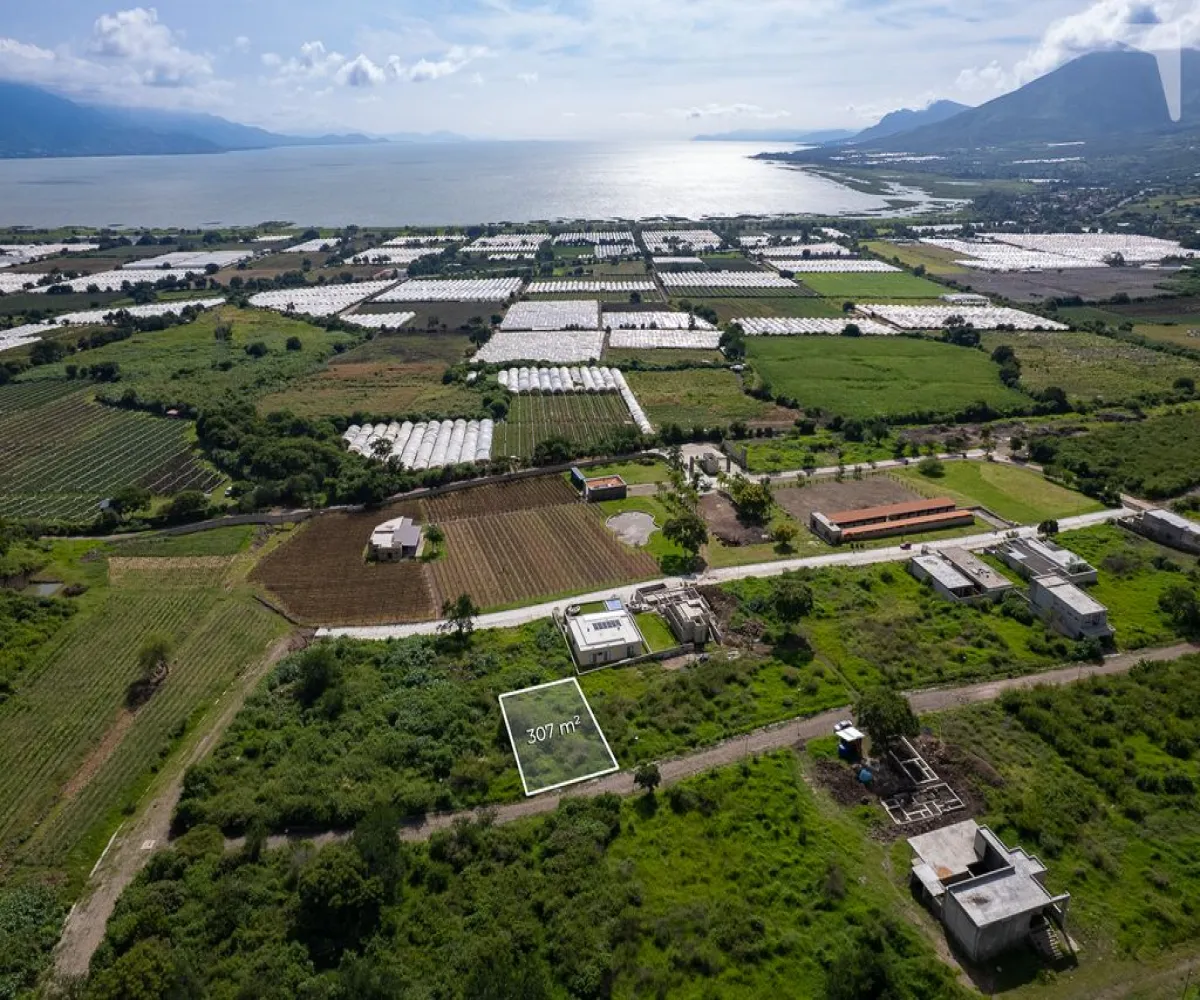 Terreno En Venta,Condominio Viñedos Lake,Camino a San Martin 10000 34, Jocotepec, Jalisco 45836,Camino a San Martin,pW5mMF6