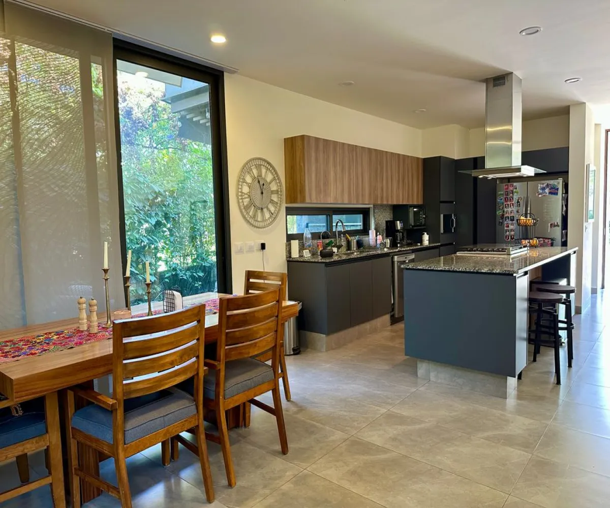 Casa En Venta,Bosques Vallarta,Circuito del Bosque 174 38L, Zapopan, Jalisco 45134, 4 Habitaciones,4 Baños,Circuito del Bosque,2,plfHS9P