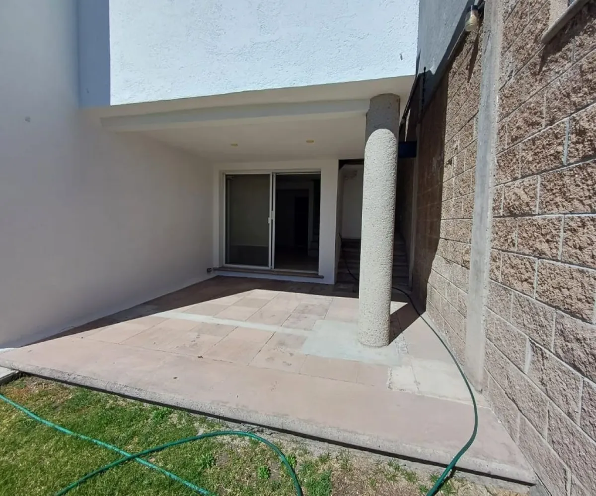 Casa En Venta,real de juriquilla,Cascada Naolinco 332, Querétaro, Querétaro 76230, 3 Habitaciones,4 Baños,Cascada Naolinco ,1,pb36yhN