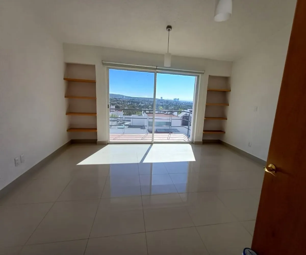 Casa En Venta,real de juriquilla,Cascada Naolinco 332, Querétaro, Querétaro 76230, 3 Habitaciones,4 Baños,Cascada Naolinco ,1,pb36yhN