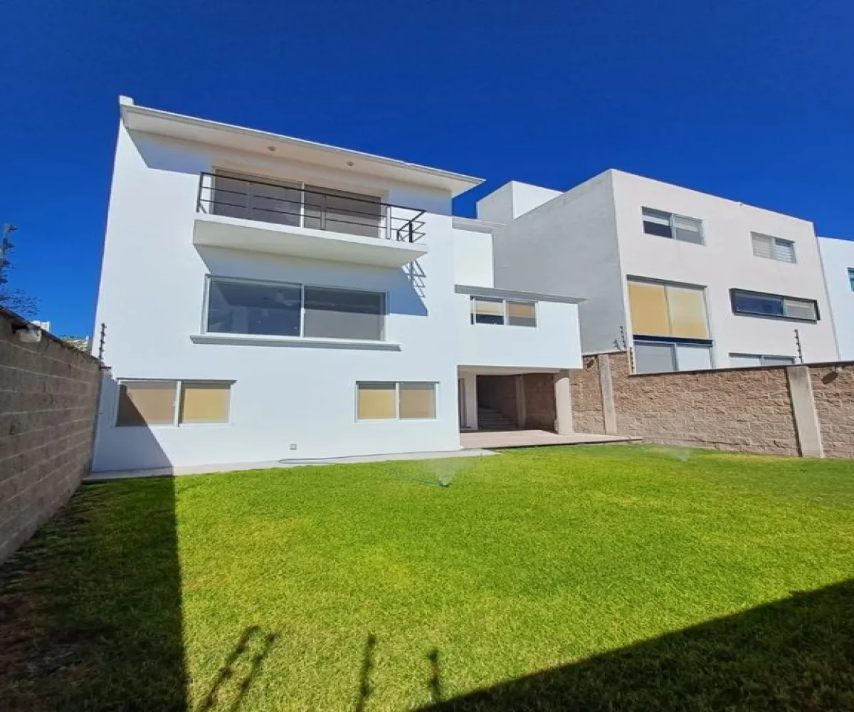 Casa En Venta,real de juriquilla,Cascada Naolinco 332, Querétaro, Querétaro 76230, 3 Habitaciones,4 Baños,Cascada Naolinco ,1,pb36yhN