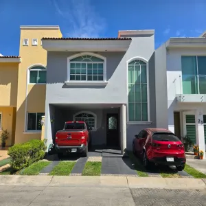 Casa En Renta,Rinconada del Parque,Avenida Ecónomos 6831, Zapopan, Jalisco 45010, 3 Habitaciones,2 Baños,Avenida Ecónomos,1,piq71Mu