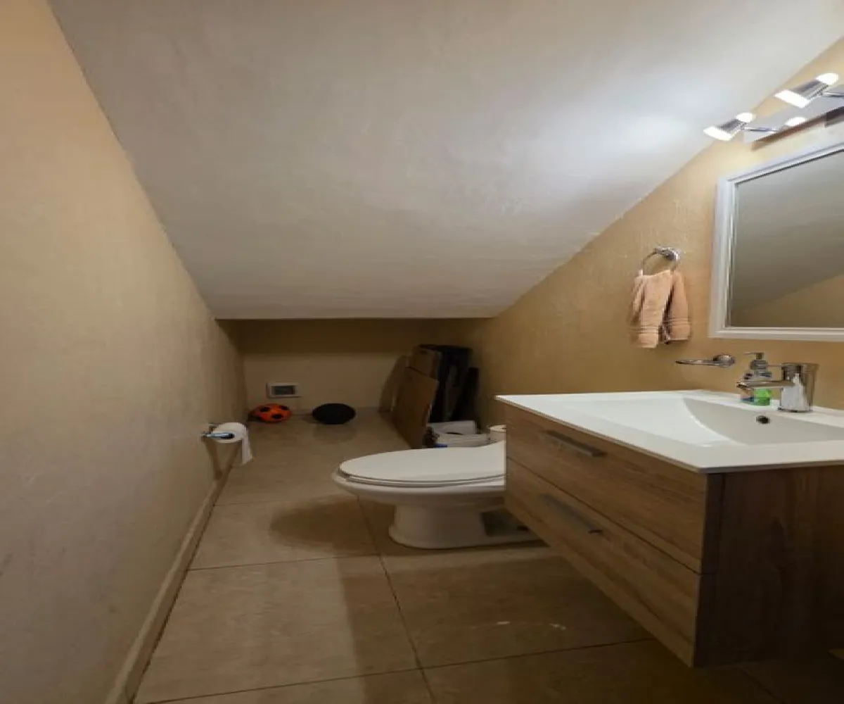 Casa En Renta,Rinconada del Parque,Avenida Ecónomos 6831, Zapopan, Jalisco 45010, 3 Habitaciones,2 Baños,Avenida Ecónomos,1,piq71Mu