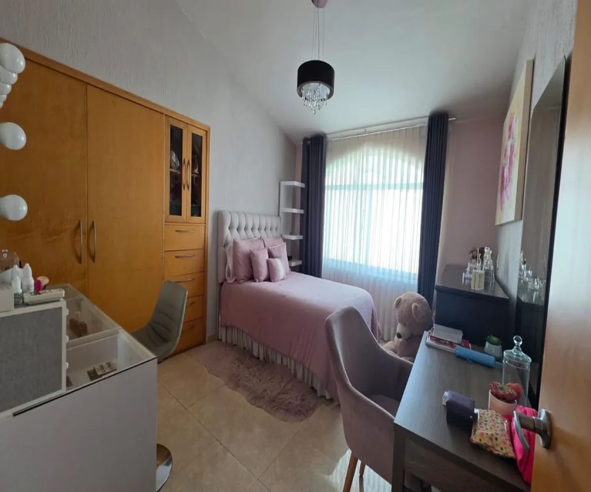 Casa En Renta,Rinconada del Parque,Avenida Ecónomos 6831, Zapopan, Jalisco 45010, 3 Habitaciones,2 Baños,Avenida Ecónomos,1,piq71Mu