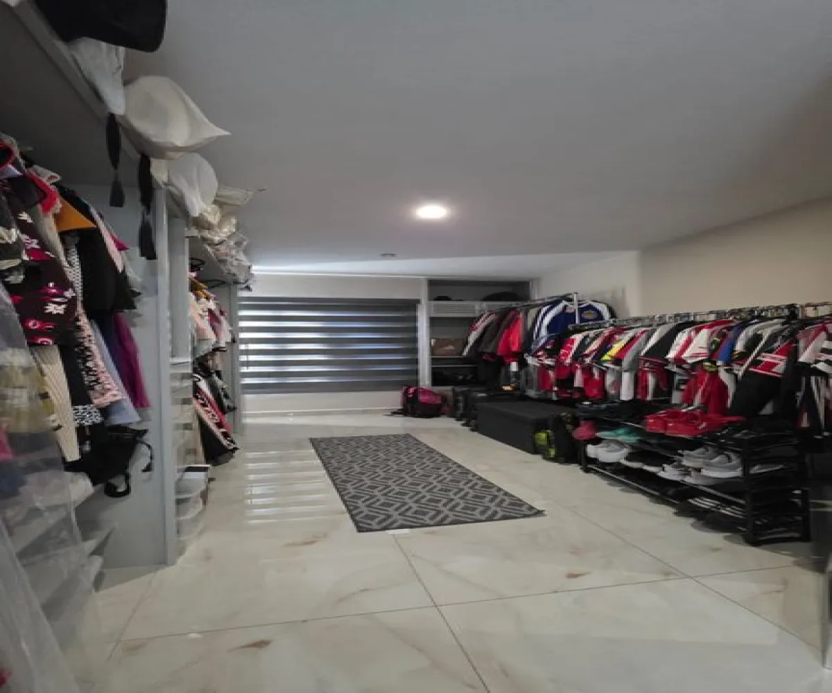 Casa En Venta,Prados Vallarta,A Las Rocas 122, Zapopan, Jalisco 45020, 4 Habitaciones,4 Baños,A Las Rocas,1,p0fNKIt