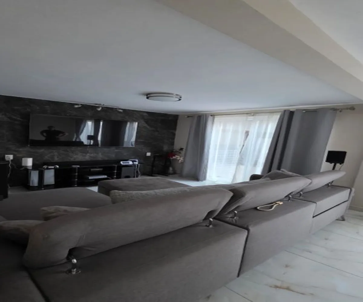 Casa En Venta,Prados Vallarta,A Las Rocas 122, Zapopan, Jalisco 45020, 4 Habitaciones,4 Baños,A Las Rocas,1,p0fNKIt