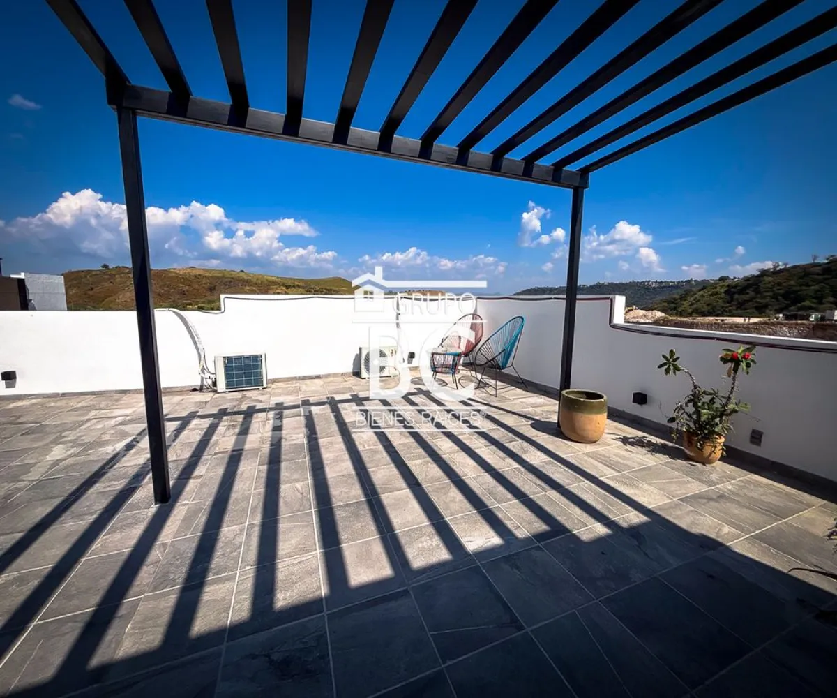 Departamento En Venta,Colinas de San Isidro,Avenida Camino de los Parques 5204 B8, Zapopan, Jalisco 45180, 2 Habitaciones,2 Baños,Avenida Camino de los Parques,2,pSrsGnZ