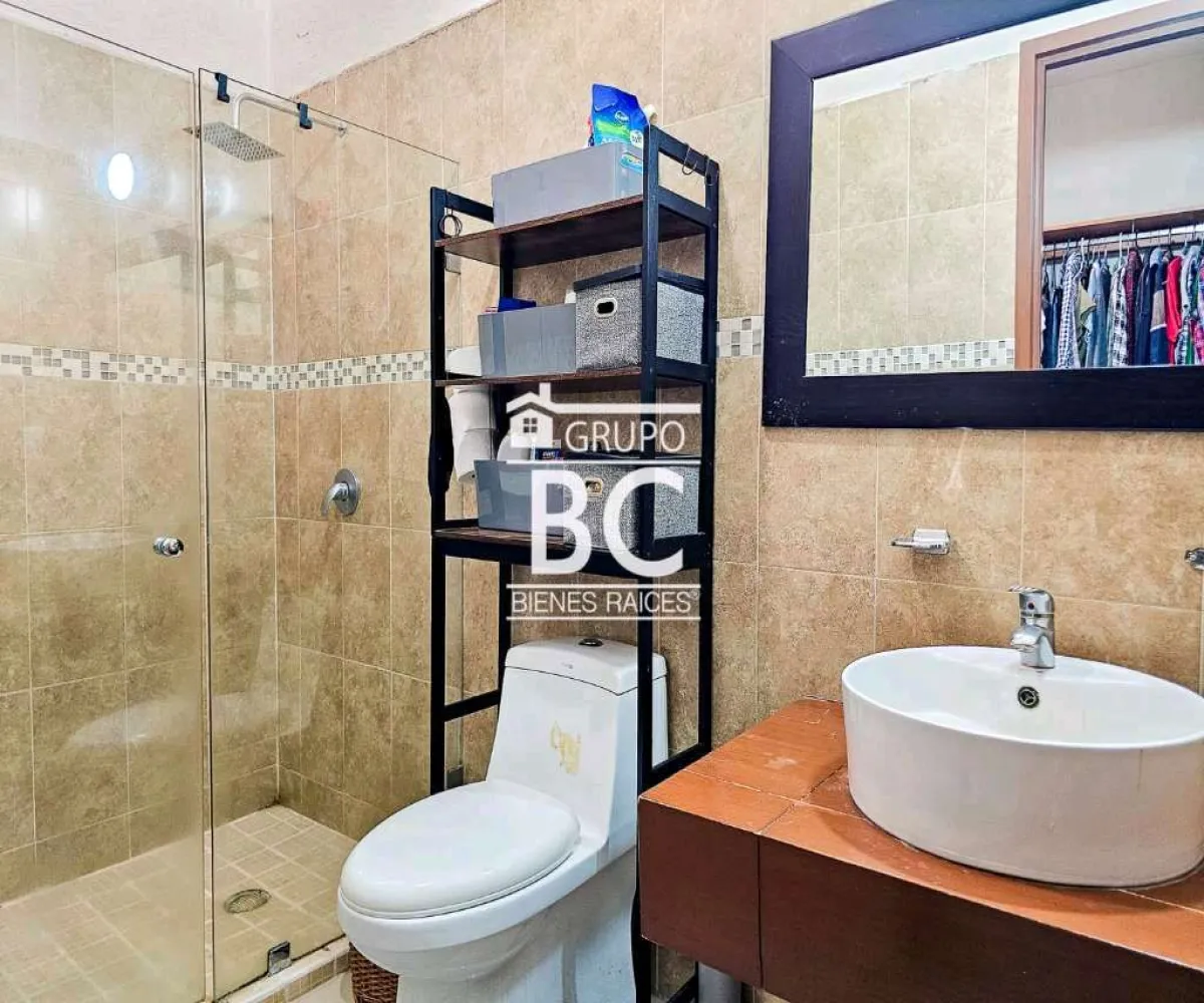 Casa En Venta,Huerta Calderon Zuno Uno,Avenida Casa Fuerte Fortaleza 133, Tlajomulco de Zúñiga, Jalisco 45645, 3 Habitaciones,2 Baños,Avenida Casa Fuerte,2,p9ia7nj