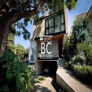 Casa En Venta,Valle Real,Paseo San Rafael 2999, Zapopan, Jalisco 45019, 3 Habitaciones,5 Baños,Paseo San Rafael,3,pXTOmNt