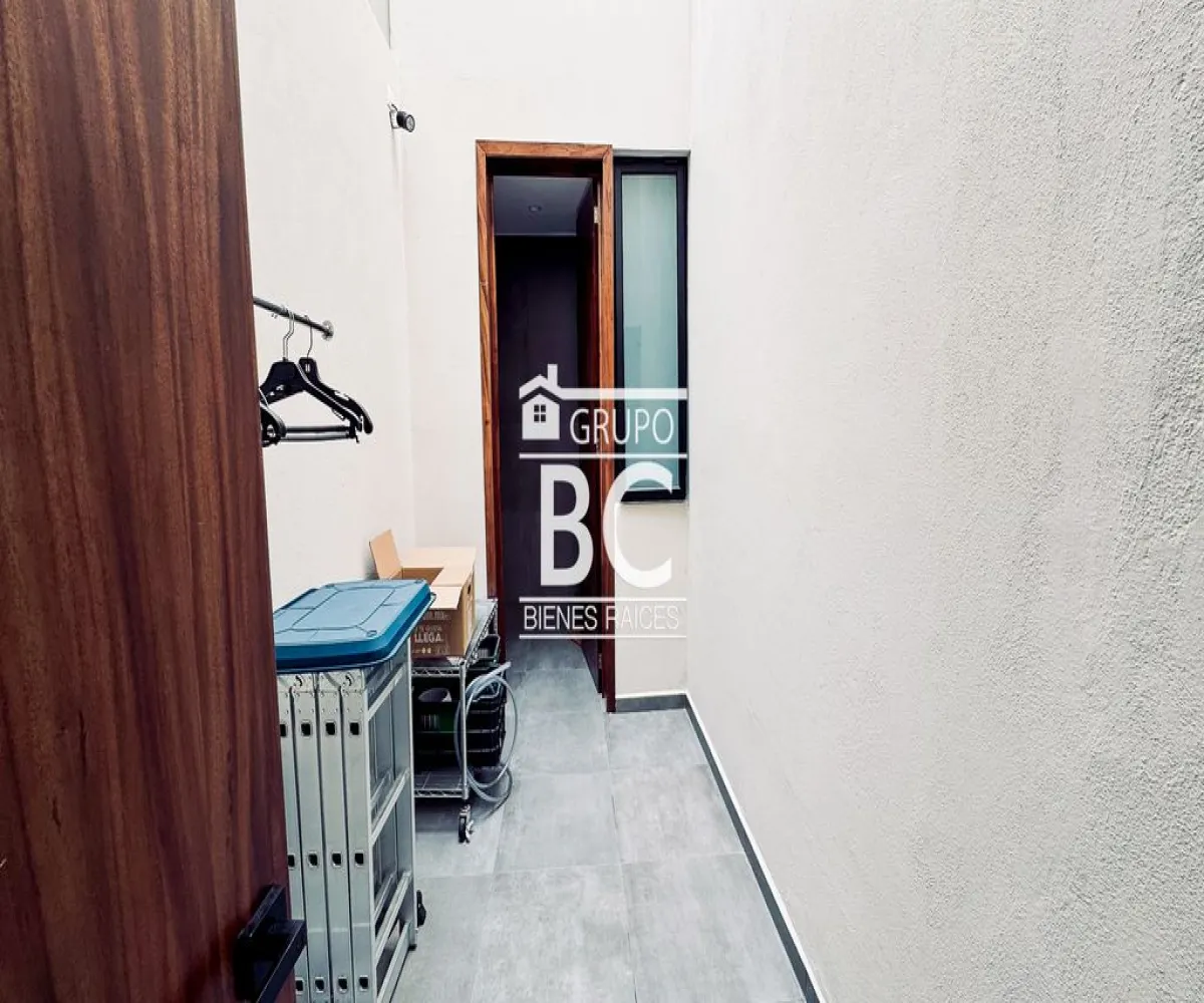 Casa En Venta,Valle Real,Paseo San Rafael 2999, Zapopan, Jalisco 45019, 3 Habitaciones,5 Baños,Paseo San Rafael,3,pXTOmNt