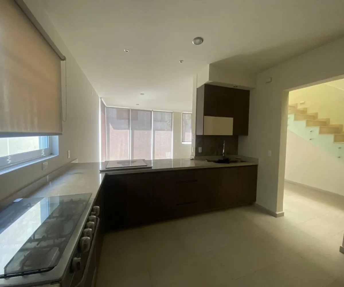 Casa En Venta,Bosques Vallarta,Circuito del Bosque 234 3, Zapopan, Jalisco 45134, 4 Habitaciones,3 Baños,Circuito del Bosque,1,pvxaHSL