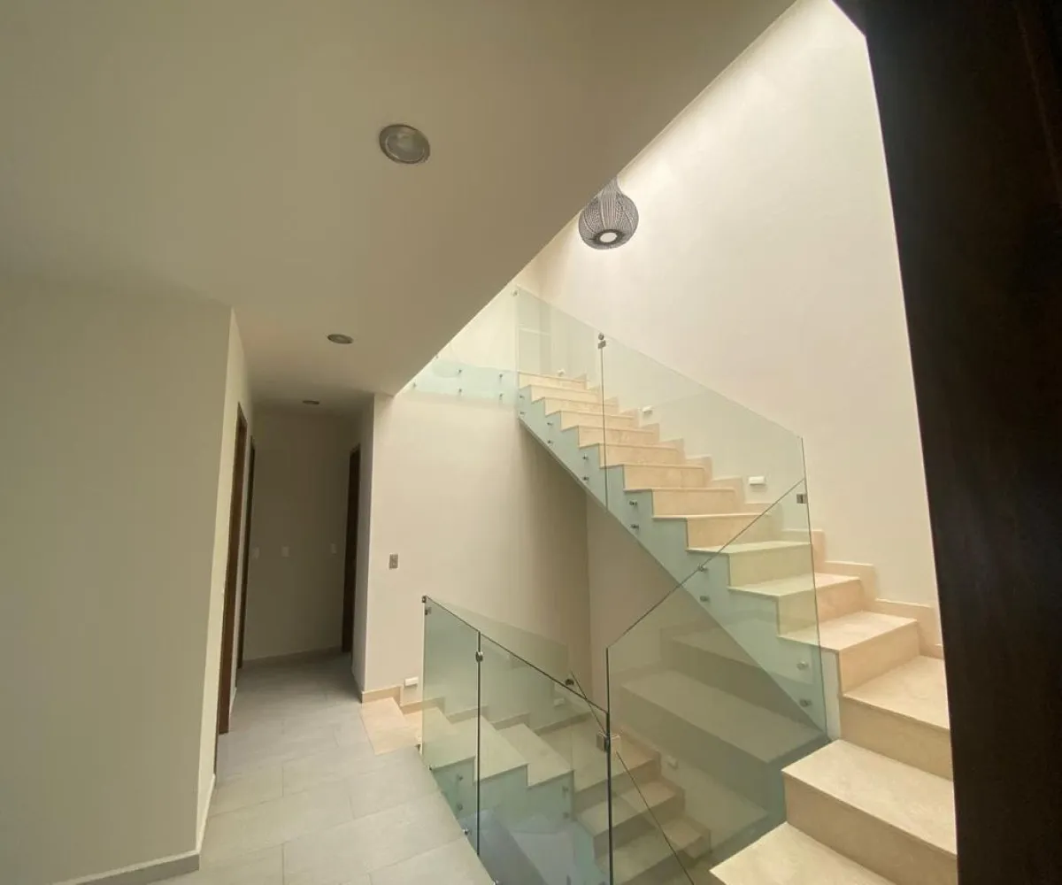 Casa En Venta,Bosques Vallarta,Circuito del Bosque 234 3, Zapopan, Jalisco 45134, 4 Habitaciones,3 Baños,Circuito del Bosque,1,pvxaHSL