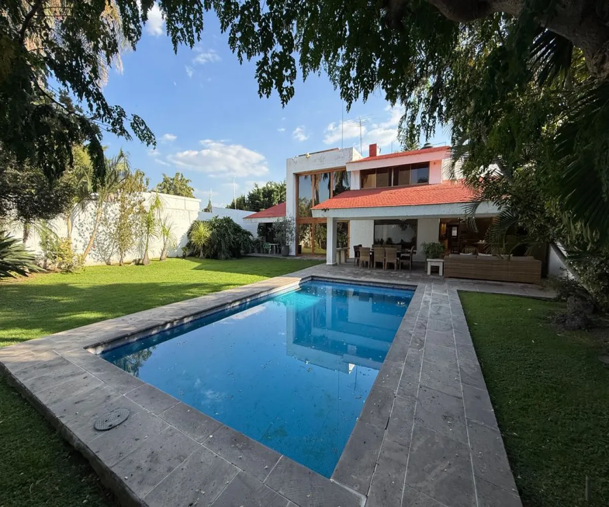 Casa En Venta,Lomas Altas,Paseo Lomas Altas 1406, Zapopan, Jalisco 45129, 4 Habitaciones,3 Baños,Paseo Lomas Altas,2,pMFPBEU