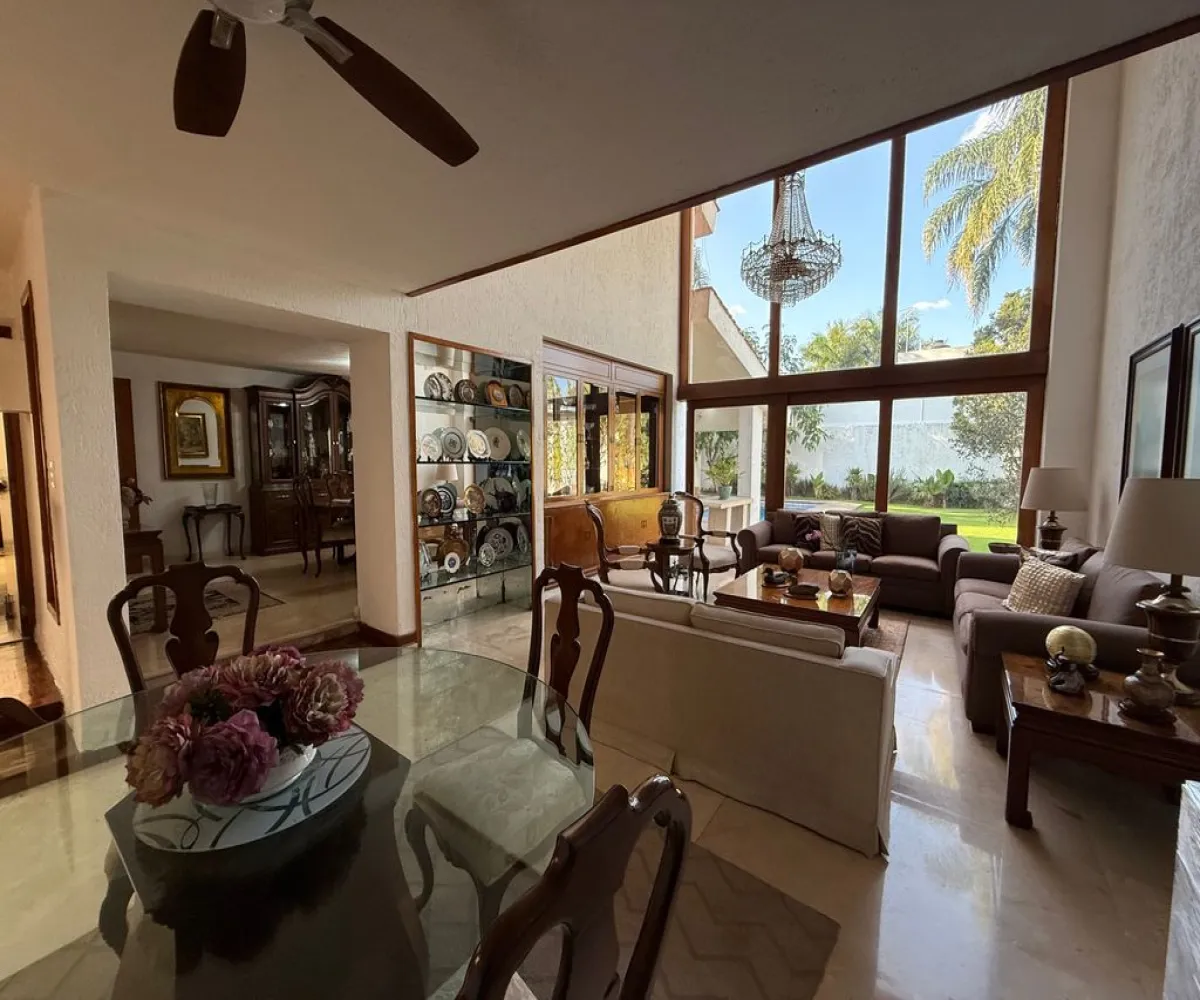 Casa En Venta,Lomas Altas,Paseo Lomas Altas 1406, Zapopan, Jalisco 45129, 4 Habitaciones,3 Baños,Paseo Lomas Altas,2,pMFPBEU