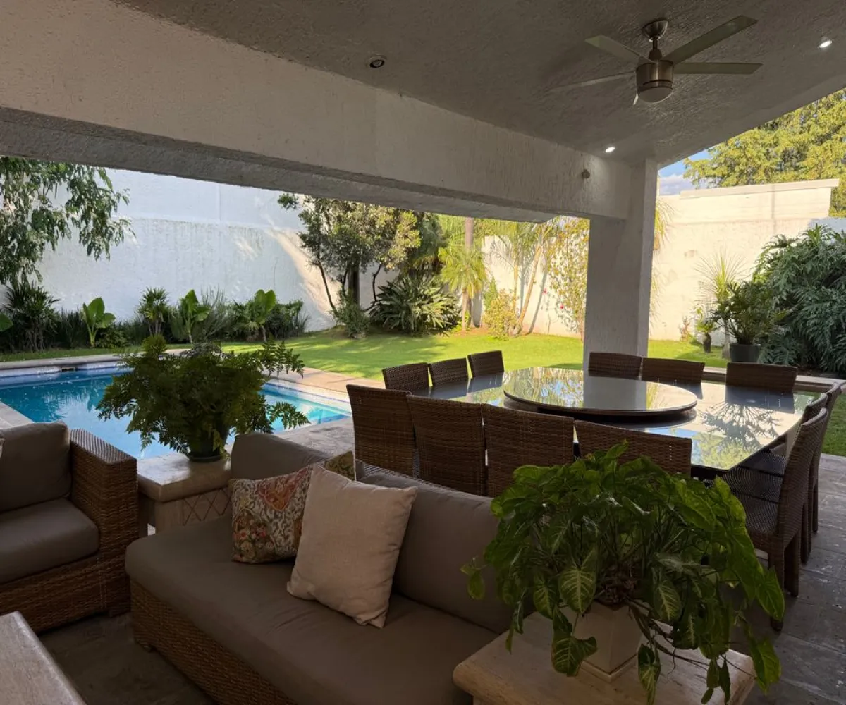 Casa En Venta,Lomas Altas,Paseo Lomas Altas 1406, Zapopan, Jalisco 45129, 4 Habitaciones,3 Baños,Paseo Lomas Altas,2,pMFPBEU