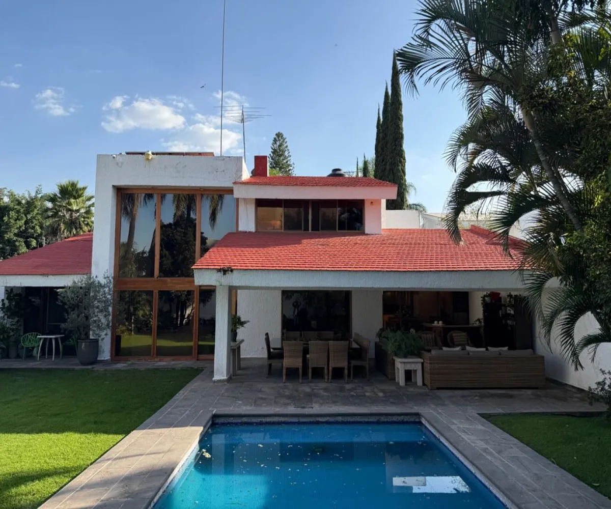 Casa En Venta,Lomas Altas,Paseo Lomas Altas 1406, Zapopan, Jalisco 45129, 4 Habitaciones,3 Baños,Paseo Lomas Altas,2,pMFPBEU