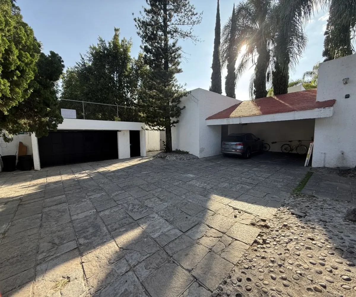 Casa En Venta,Lomas Altas,Paseo Lomas Altas 1406, Zapopan, Jalisco 45129, 4 Habitaciones,3 Baños,Paseo Lomas Altas,2,pMFPBEU