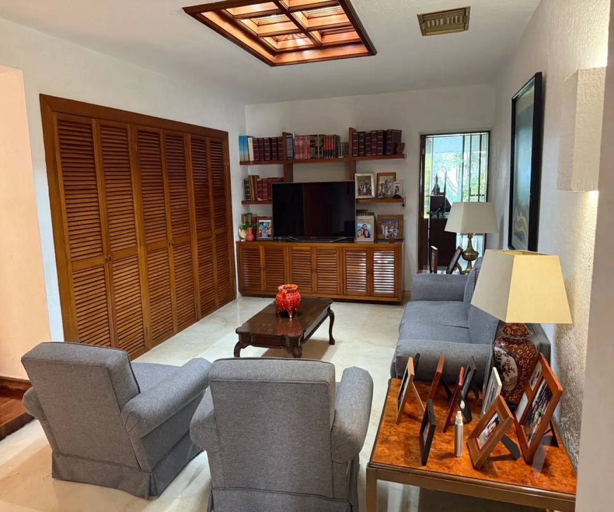 Casa En Venta,Lomas Altas,Paseo Lomas Altas 1406, Zapopan, Jalisco 45129, 4 Habitaciones,3 Baños,Paseo Lomas Altas,2,pMFPBEU