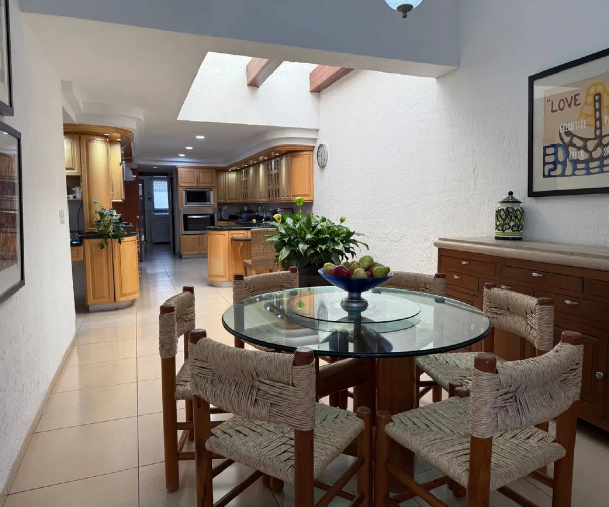 Casa En Venta,Lomas Altas,Paseo Lomas Altas 1406, Zapopan, Jalisco 45129, 4 Habitaciones,3 Baños,Paseo Lomas Altas,2,pMFPBEU