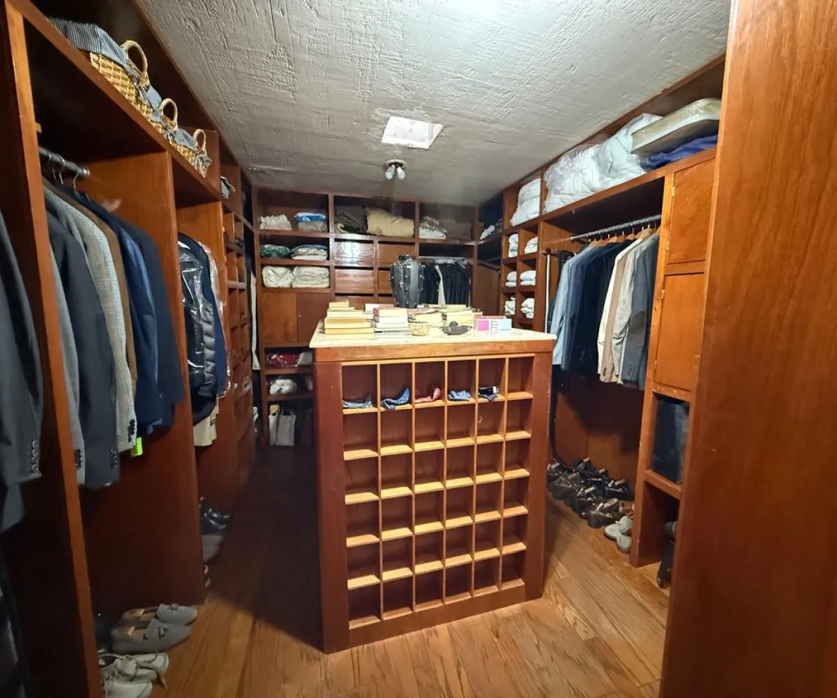 Casa En Venta,Lomas Altas,Paseo Lomas Altas 1406, Zapopan, Jalisco 45129, 4 Habitaciones,3 Baños,Paseo Lomas Altas,2,pMFPBEU