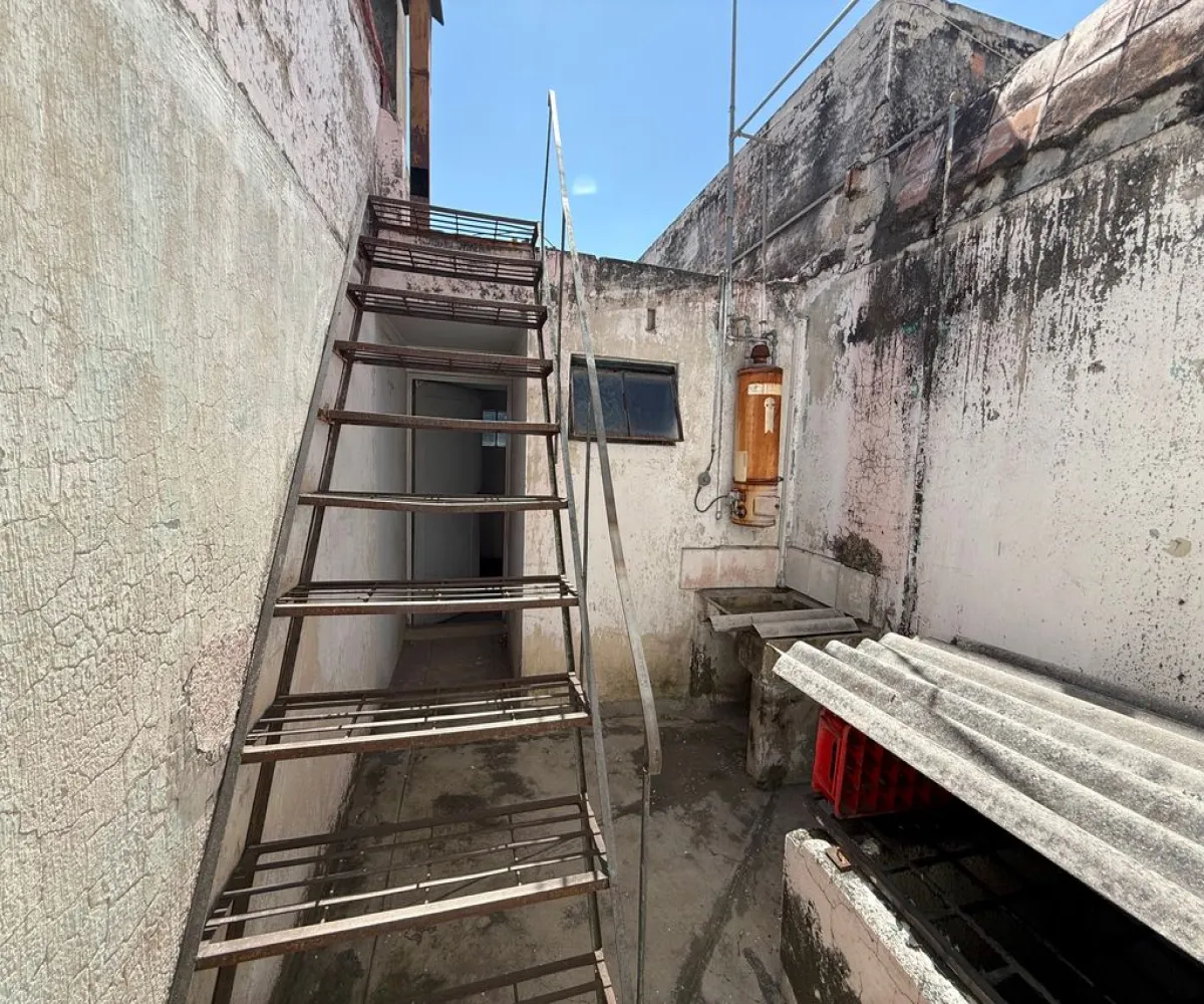 Casa En Venta,Ladron De Guevara,Isabel Prieto 766, Guadalajara, Jalisco 44600, 3 Habitaciones,2 Baños,Isabel Prieto,2,pnhWgcx