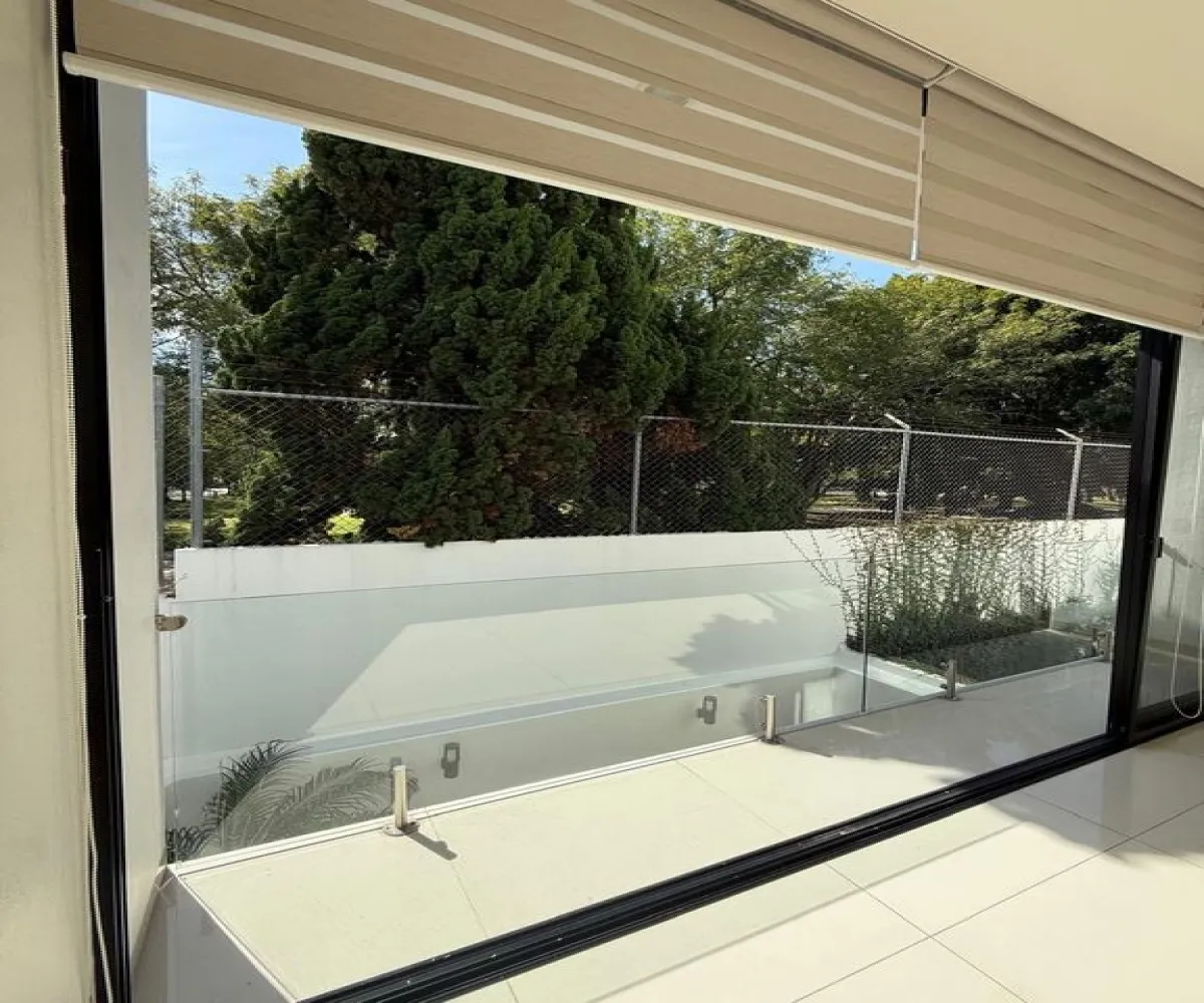 Casa En Venta,El manantial ,Avenida López Mateos Sur 5560, Tlajomulco de Zúñiga, Jalisco 45645, 4 Habitaciones,5 Baños,Avenida López Mateos Sur,2,pHnfLP4