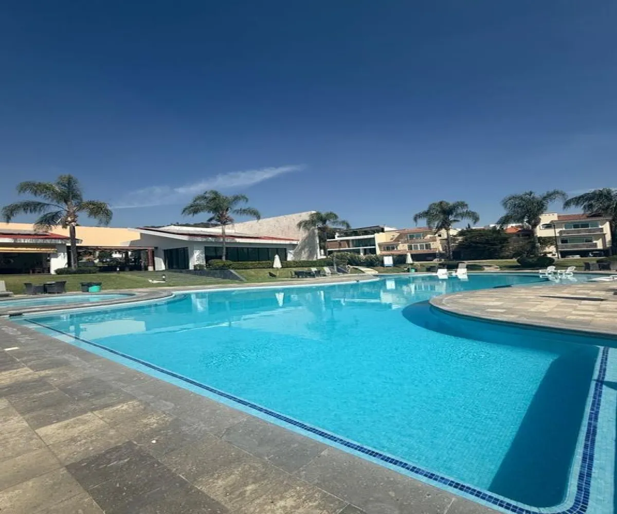 Casa En Venta,El manantial ,Avenida López Mateos Sur 5560, Tlajomulco de Zúñiga, Jalisco 45645, 4 Habitaciones,5 Baños,Avenida López Mateos Sur,2,pHnfLP4