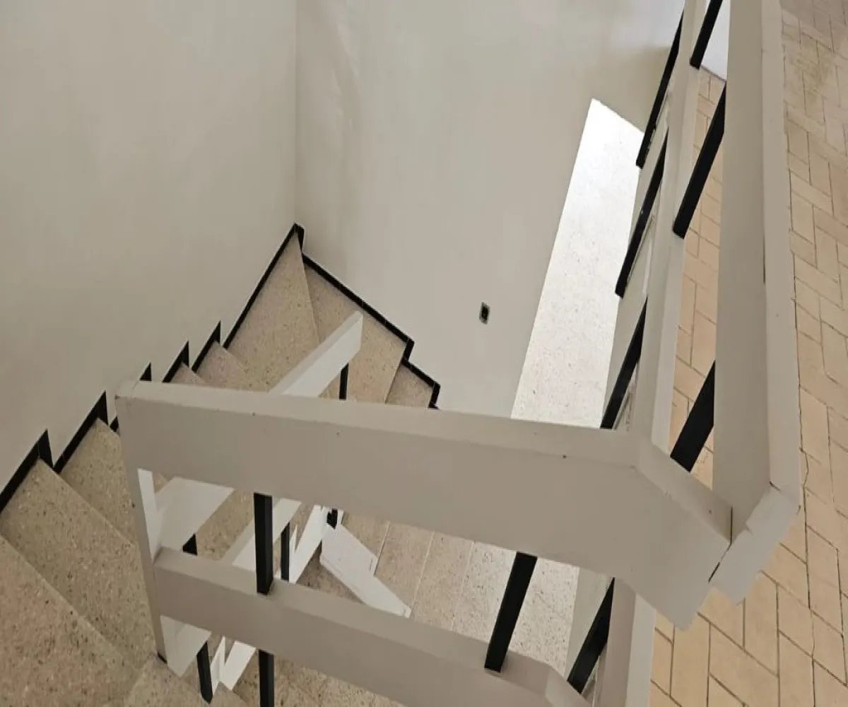 Casa En Venta,Moderna,Privada Santa Eduwiges 2014, Guadalajara, Jalisco 44150, 4 Habitaciones,2 Baños,Privada Santa Eduwiges,3,p28CFZh