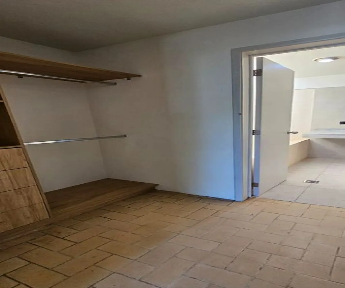 Casa En Venta,Moderna,Privada Santa Eduwiges 2014, Guadalajara, Jalisco 44150, 4 Habitaciones,2 Baños,Privada Santa Eduwiges,3,p28CFZh