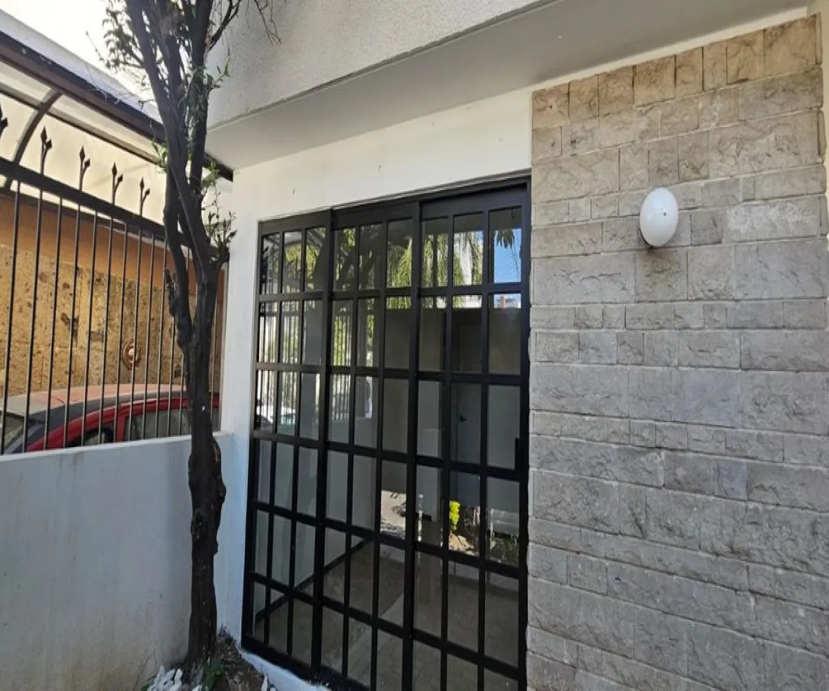 Casa En Venta,Moderna,Privada Santa Eduwiges 2014, Guadalajara, Jalisco 44150, 4 Habitaciones,2 Baños,Privada Santa Eduwiges,3,p28CFZh