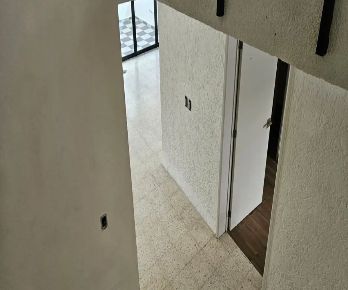 Casa En Venta,Moderna,Privada Santa Eduwiges 2014, Guadalajara, Jalisco 44150, 4 Habitaciones,2 Baños,Privada Santa Eduwiges,3,p28CFZh