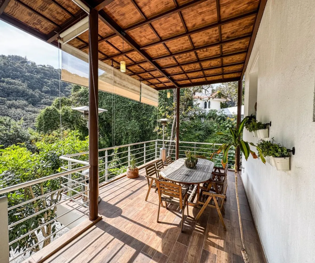 Casa En Venta,El Palomar,Paseo de Los Alamos 136, Tlajomulco de Zúñiga, Jalisco 45643, 4 Habitaciones,3 Baños,Paseo de Los Alamos,2,pnfZUSk