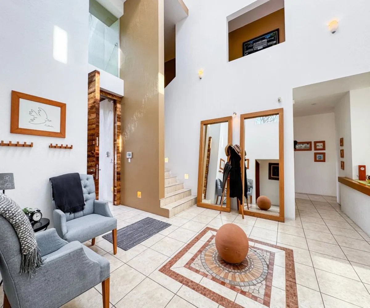 Casa En Venta,El Palomar,Paseo de Los Alamos 136, Tlajomulco de Zúñiga, Jalisco 45643, 4 Habitaciones,3 Baños,Paseo de Los Alamos,2,pnfZUSk