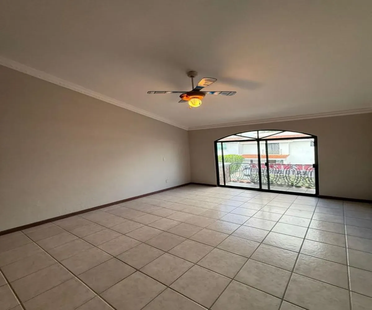 Casa En Renta,Virreyes,Avenida Naciones Unidas 5677, Zapopan, Jalisco 45110, 5 Habitaciones,3 Baños,Avenida Naciones Unidas,2,pl8P3pW