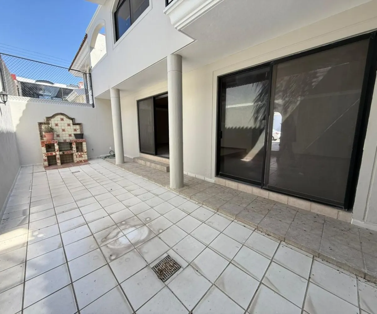 Casa En Renta,Virreyes,Avenida Naciones Unidas 5677, Zapopan, Jalisco 45110, 5 Habitaciones,3 Baños,Avenida Naciones Unidas,2,pl8P3pW