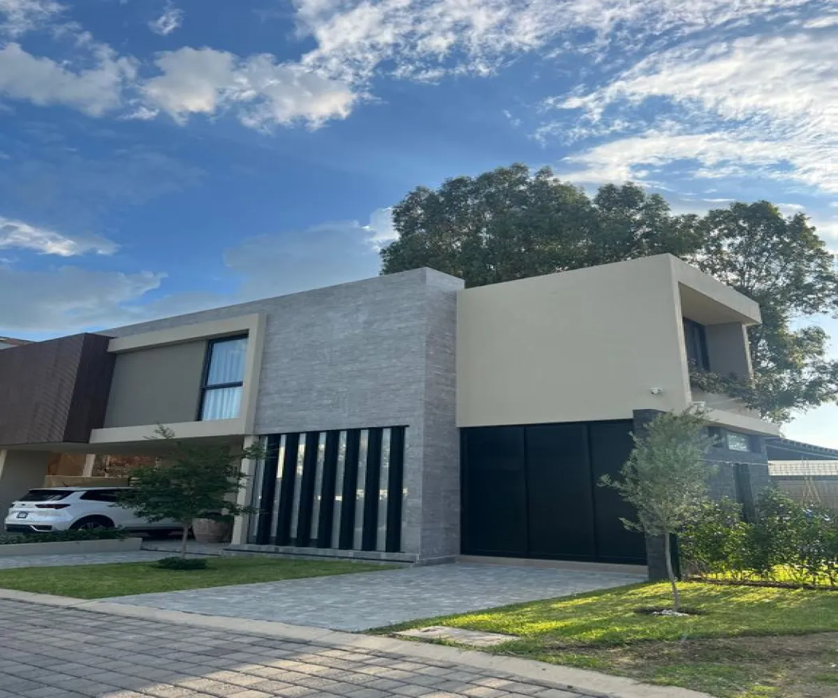 Casa En Venta,Hacienda de San Juan,Avenida General Ramón Corona 2500, Zapopan, Jalisco 45134, 4 Habitaciones,4 Baños,Avenida General Ramón Corona,2,pNyeWXv