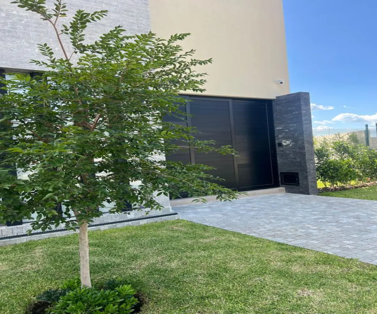 Casa En Venta,Hacienda de San Juan,Avenida General Ramón Corona 2500, Zapopan, Jalisco 45134, 4 Habitaciones,4 Baños,Avenida General Ramón Corona,2,pNyeWXv